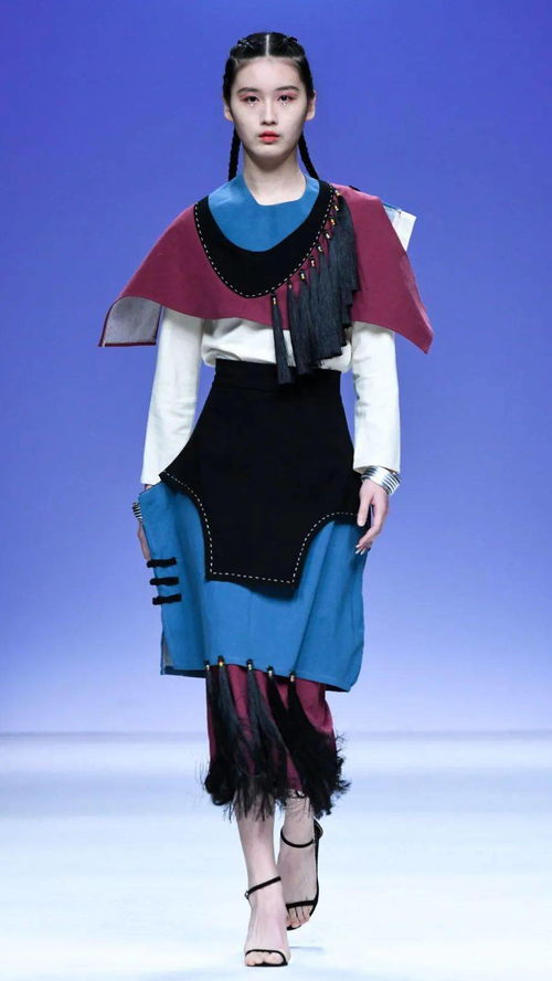 融匯四方風(fēng)采，編織青春華章 2021大學(xué)生時(shí)裝周畢業(yè)作品發(fā)布第三日精彩回顧